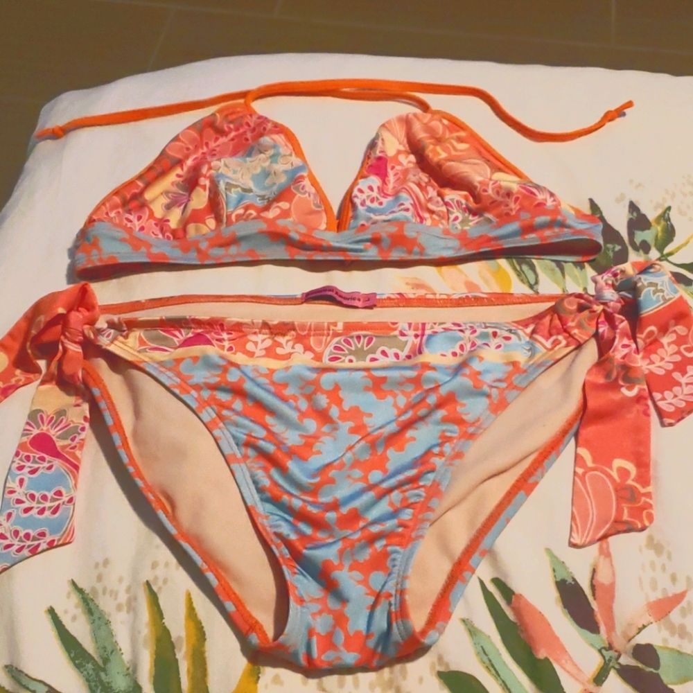 Maternity bikini